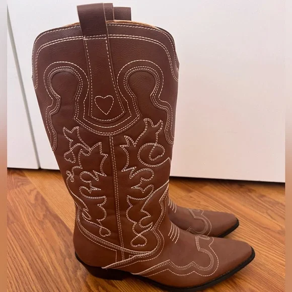 Embroidered Boots Forever 21 Western Boots Forever 21 Two-Tone